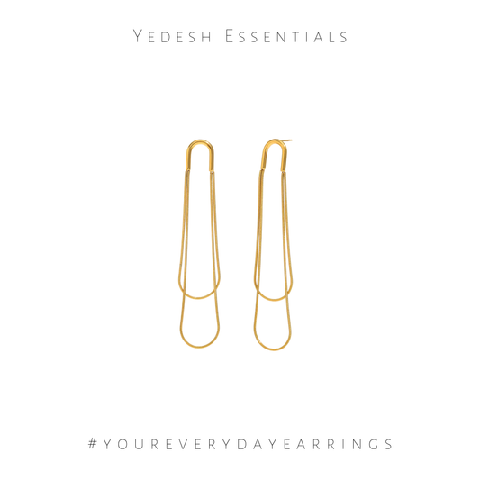 Thin chain earrings
