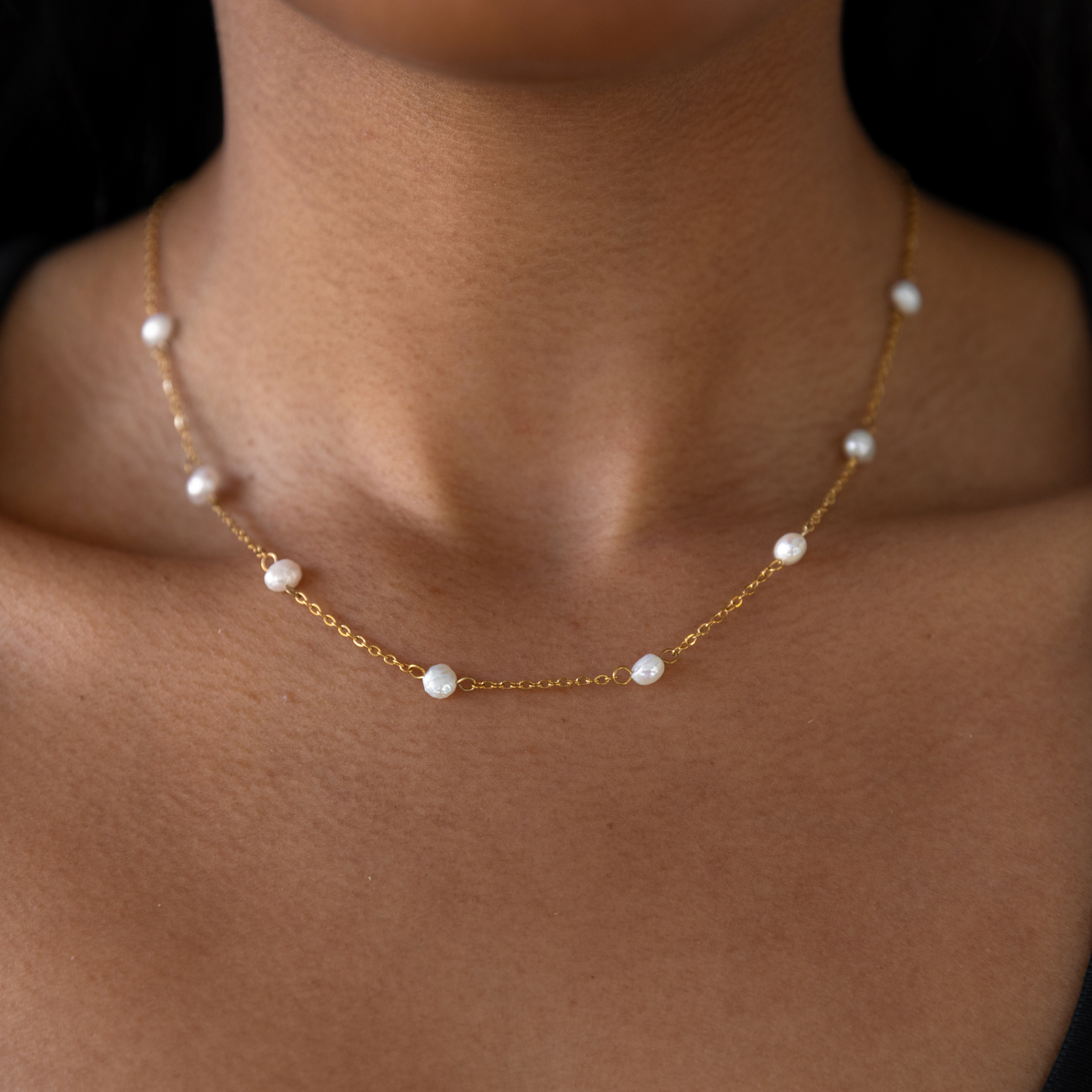 The Minimal Pearl Necklace