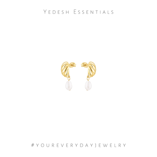 Mini croissant pearl earrings