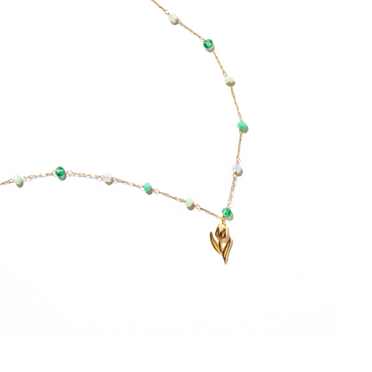 The turquoise beaded rose necklace